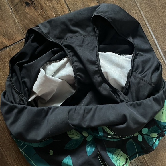 Oiselle roga shorts - Picture 4 of 4